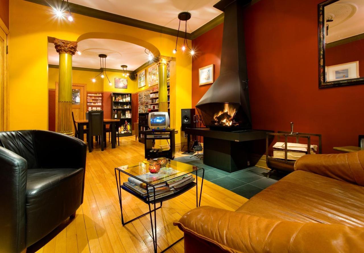 A La Carte Bed & Breakfast Монреал Екстериор снимка
