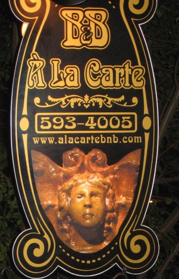 A La Carte Bed & Breakfast Монреал Екстериор снимка